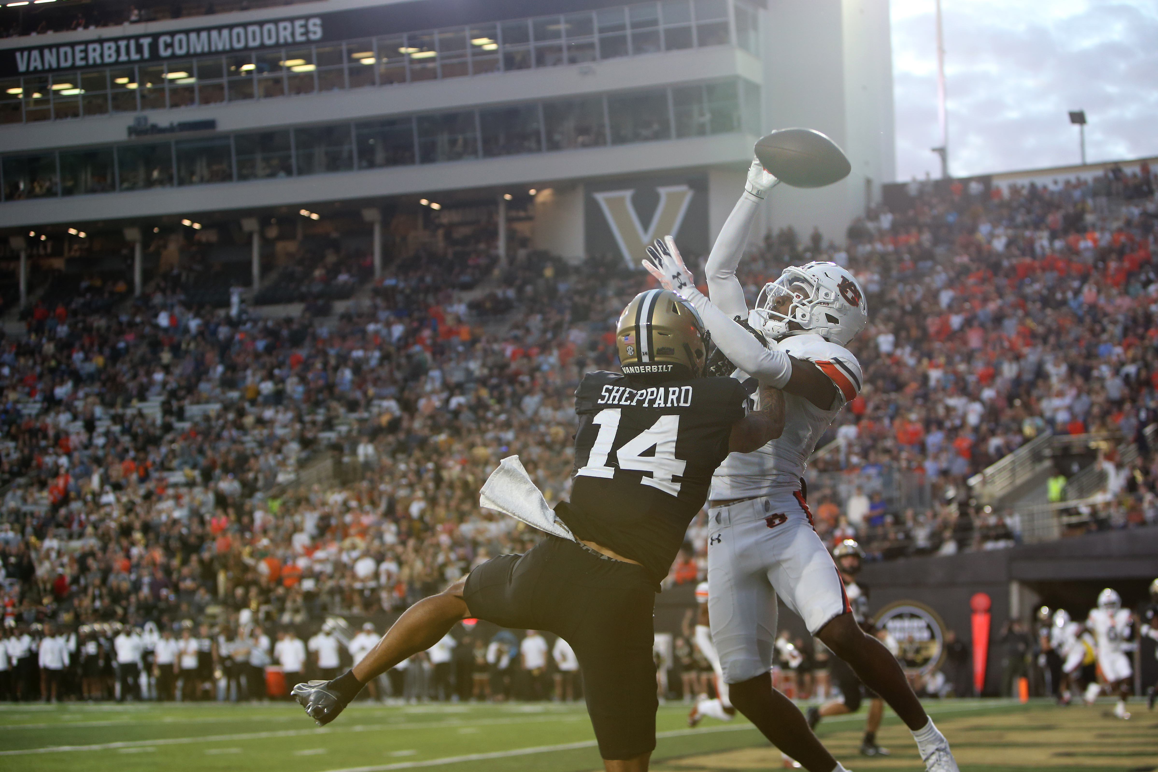 COLLEGE FOOTBALL: NOV 04 Auburn at Vanderbilt